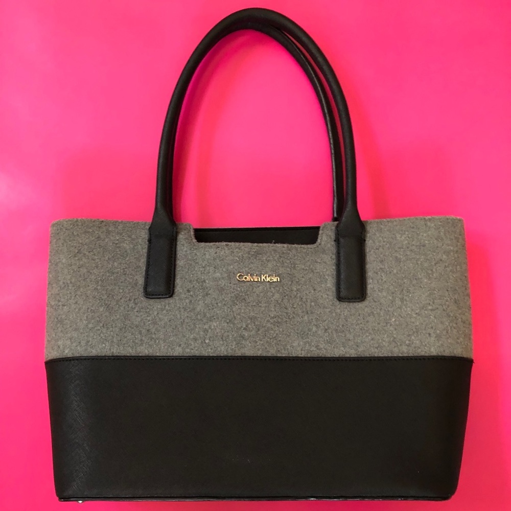 Calvin Klein Bag - Picture 1 of 4